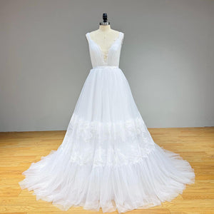 Elegant V-Neck Off the Shoulder Beach Wedding Dress Backless Simple Lace Bridal Gown