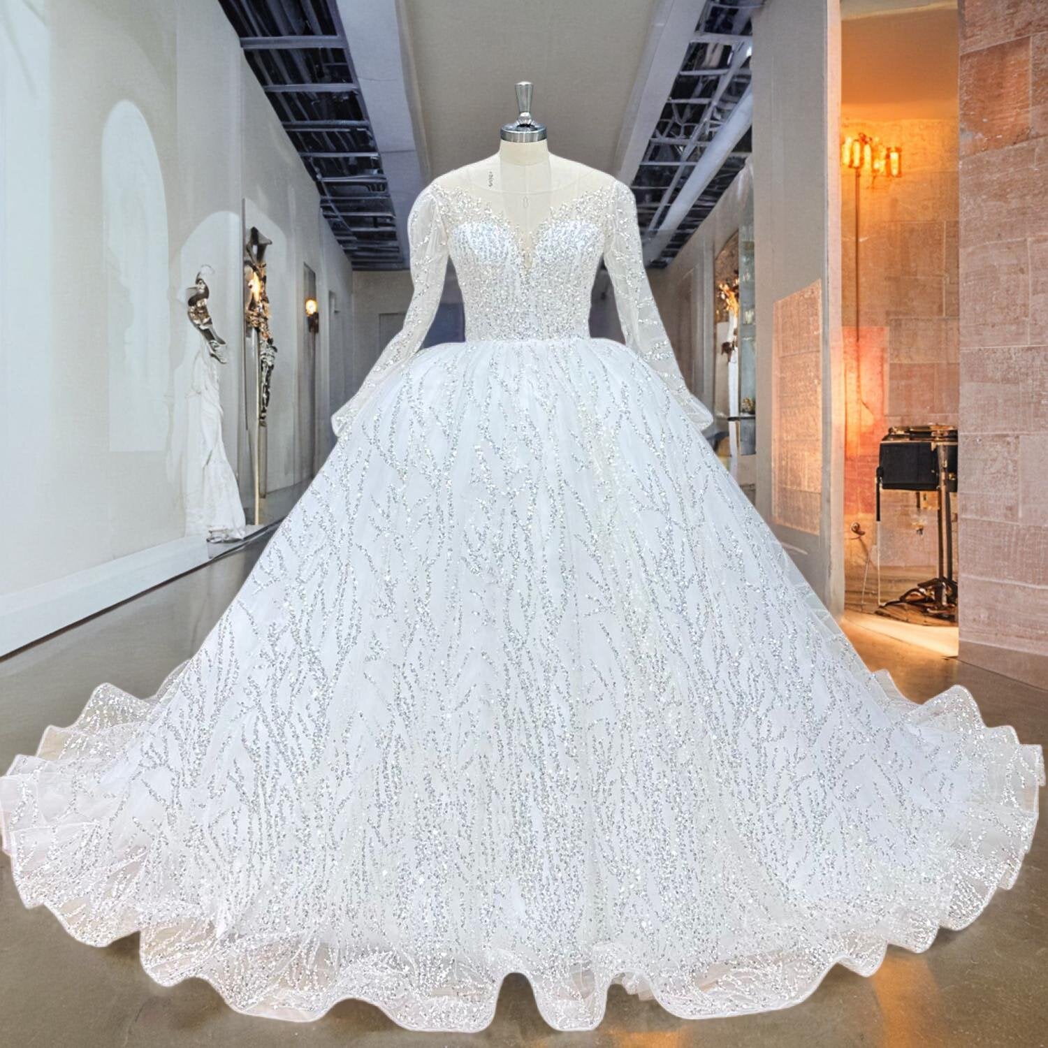 Classic Long Sleeve Lace Wedding Dress Backless Beaded Luxury Bridal Gown