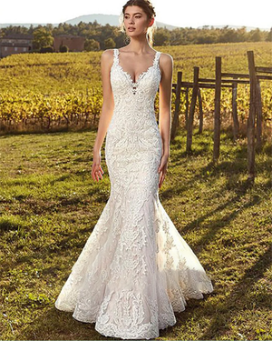 Sexy V-Neck Mermaid Wedding Dress Lace Boho Sleeveless Bridal Gown Pleats Illusion Back