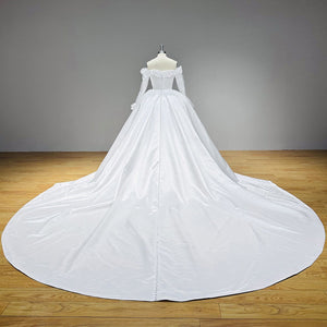 High Quality Satin Ball Gown Wedding Dress with 3D Flowers Off the Shoulder Design