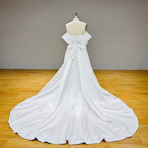 Light Effect Satin Mermaid Wedding Dress with Detachable Train and Gorgeous Detailing