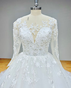 Gorgeous Long Sleeve Sequined Beaded Ball Gown Wedding Dress Luxury Bridal Gown