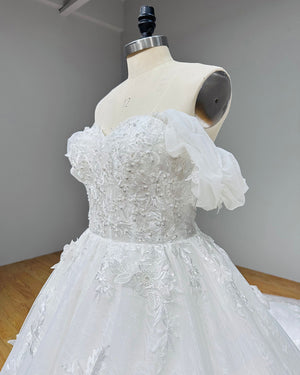 Princess Tulle Ball Gown Wedding Dress 3D Flowers Sweetheart Neckline