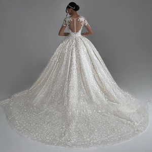 AmyLvager Classic Ball Gown Wedding Dress 2024 – Luxury Beading & Lace with Court Train