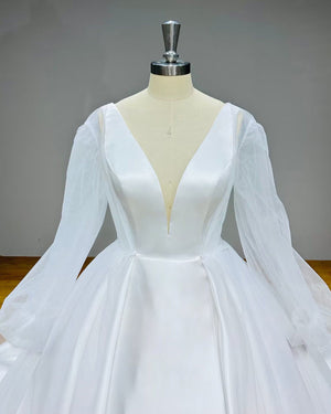 Simple Satin and Tulle Ball Gown Wedding Dress with Detachable Shawl and Backless Design