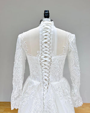 Long Sleeve Mermaid Wedding Dress with Detachable Train Pearls Appliques Luxury