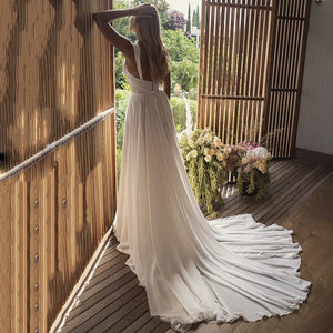 Boho Ivory A-Line Pleated Chiffon Beach Wedding Dress Sweetheart High Slit Backless Bridal Gown