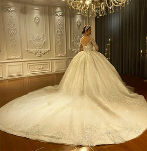 Dubai Style Royal Train Ball Gown Wedding Dress with Long Sleeves