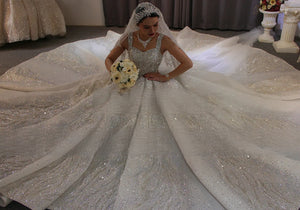 Customized Dubai Luxury Heavy Beaded Sparkling Wedding Dress Real Work Bridal Gown