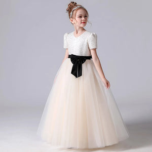 Sparkly Lace Tulle Flower Girl Dress – Junior Bridesmaid Gown with Floral Details