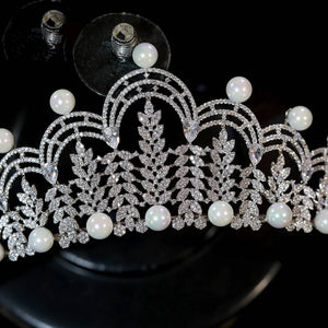 Luxury Pearl Tiaras Bridal Crowns CZ Head Jewelry Wedding Hair Accessories