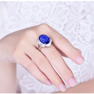 Natural Tanzanite Oval 12x16mm 8.45ct 18Kt White Gold Ring for Women