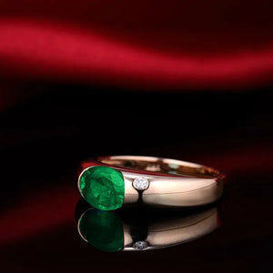 Oval 6x8mm Natural Zambia Emerald Ring 18kt Rose Gold with Real Diamonds