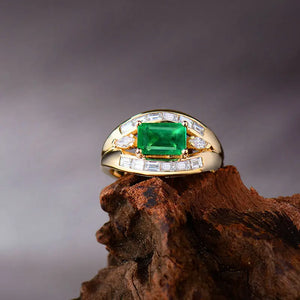 18Kt Yellow Gold Green Emerald Ring 1.6Ct with Diamonds Unisex Wedding Gift