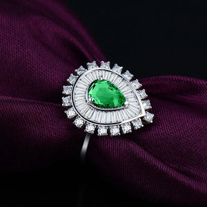 Pear Emerald Ring 5x7mm 18K White Gold with Diamonds for Women