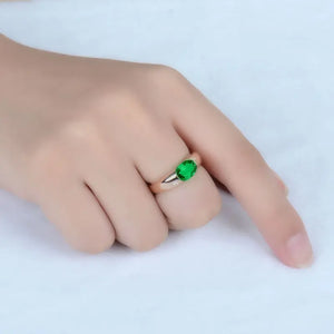 Oval 6x8mm Natural Zambia Emerald Ring 18kt Rose Gold with Real Diamonds