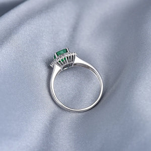 Natural Green Emerald & Diamond Ring in 14Kt White Gold – Elegant Engagement Jewelry