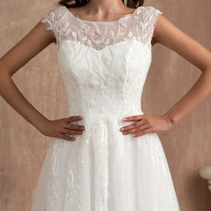 Customized A-Line Wedding Dress with Sheer Lace Appliqué Tulle Bridal Gowna