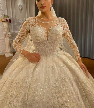 Luxury Long Sleeve Ball Gown Wedding Dress with Elegant Design