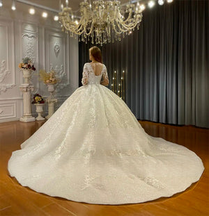 New Model Luxury Ball Gown Wedding Dress with Long Sleeves Elegant Bridal Gown