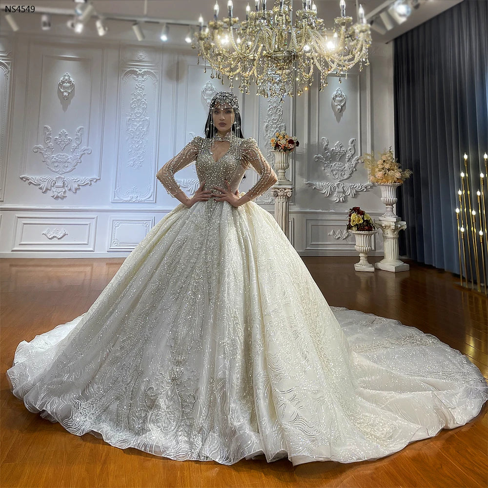 Customized Luxury Dubai Style Wedding Dress with Real Handwork Beading Ball Gown