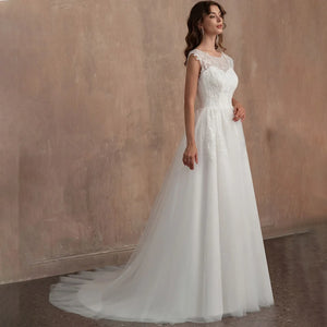 Customized A-Line Wedding Dress with Sheer Lace Appliqué Tulle Bridal Gowna