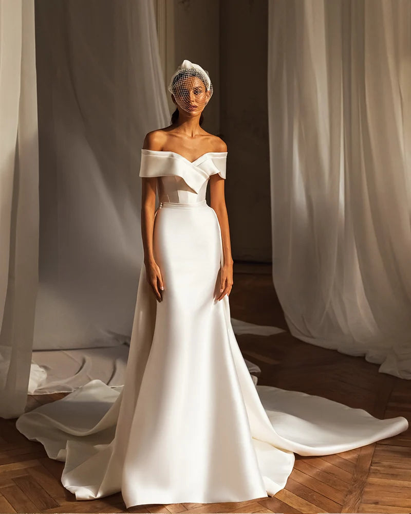 Sweetheart Off-The-Shoulder Satin Mermaid Wedding Dress with Detachable Train