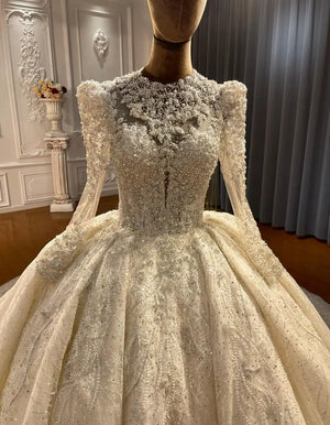 Customized Luxury Wedding Dress with Lace Appliqué and Heavy Beading