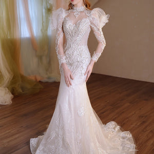 Customized Superfine O-Neck Full Sleeve Wedding Dress with Tiered Bow and Sequins