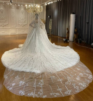 Customized Luxury Dubai Wedding Dress with Real Photos and Expert Craftsmanship