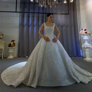 Hot Sale Sleeveless Ball Gown Wedding Dress with Lace Beading and Straps