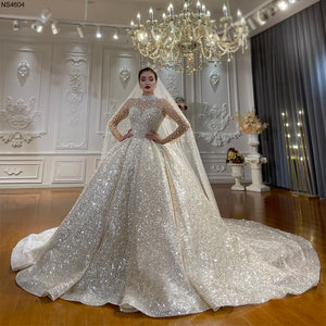 Customized Sparkling Luxury Princess Ball Gown Wedding Dress with Elegant Detailing