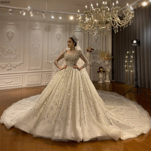 Customized Luxury Dubai Wedding Dress with Real Photos and Expert Craftsmanship