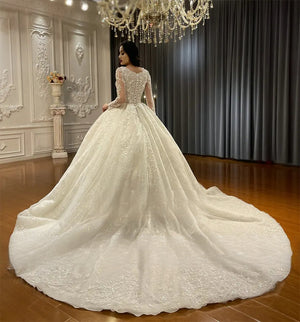 Elegant Lace Ball Gown Wedding Dress with Long Sleeves for Brides