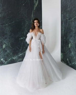 3D Flower Wedding Dress with Detachable Sleeves Sweetheart Bridal Dress Open Back Appliqued