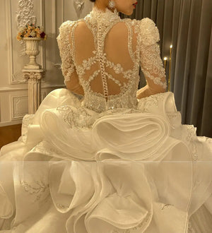 Customized  Lace Applique Crystal Beading Royal Train Luxury Wedding Dress