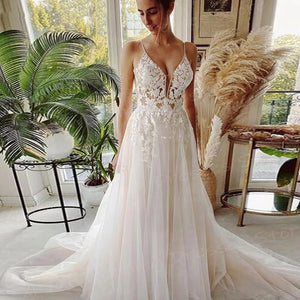 Sexy Classic A-Line Wedding Dress Beautiful Lace Appliques Spaghetti StrapsBride Gown