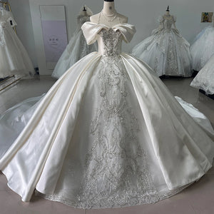 Luxury Customized Wedding Dress with Train Ball Gown Princess Bridal Gown