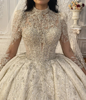 Customized Luxury Wedding Dress with Lace Appliqué and Heavy Beading