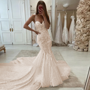 Mermaid Lace Wedding Dress Sleeveless Lace Appliques Beaded Shiny Bridal Gown with Detachable Train