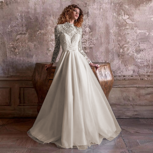 Elegant A-Line Wedding Dress with Long Sleeves O-Neck and Illusion Back Bridal Gown