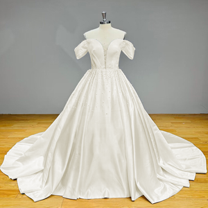 High Quality Satin Ball Gown Wedding Dress with Beading Pearls and Zipper Back