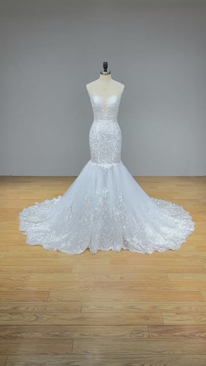 Newest Tulle Mermaid Wedding Dress with Shawl and Sweetheart Neck Luxury Appliques